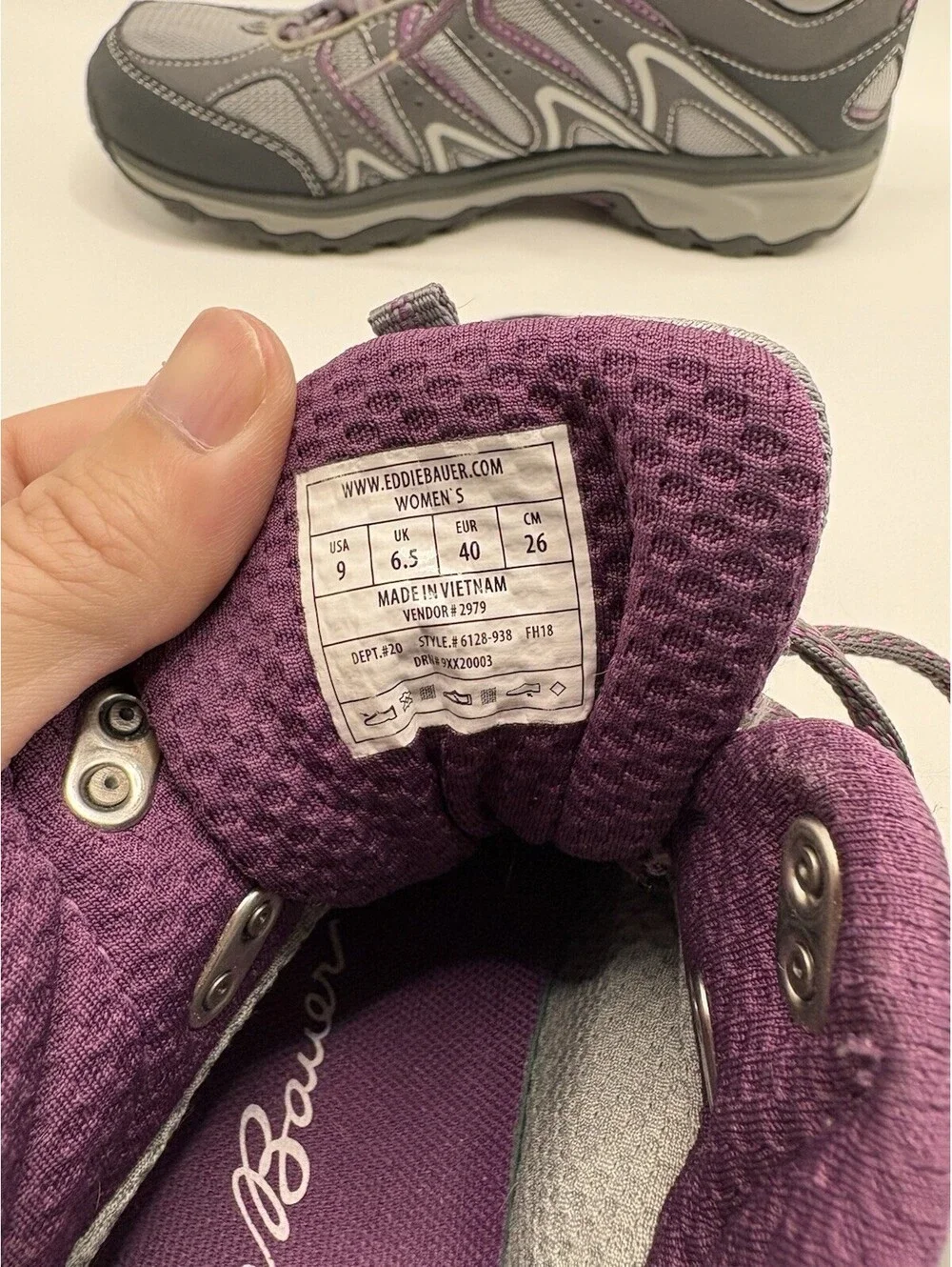 Eddie Bauer Lukla Pro Waterproof Light Weight Hikers Women’s Sz 9 Cinder Gray